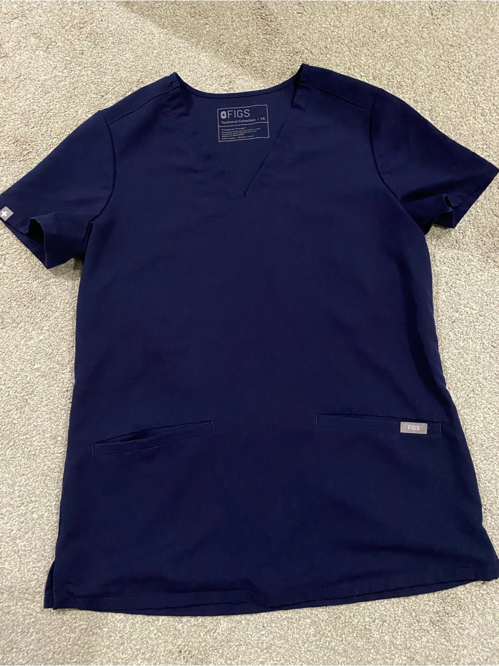 FIGS Navy Blue Casma Three-Pocket Scrub Top V-Neck Womens Size XS